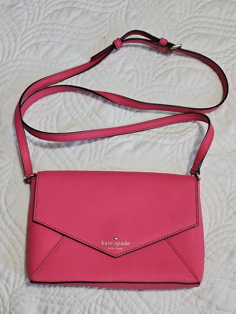 EUC Kate Spade Cedar Street Hot Pink Envelope Crossbody Bag